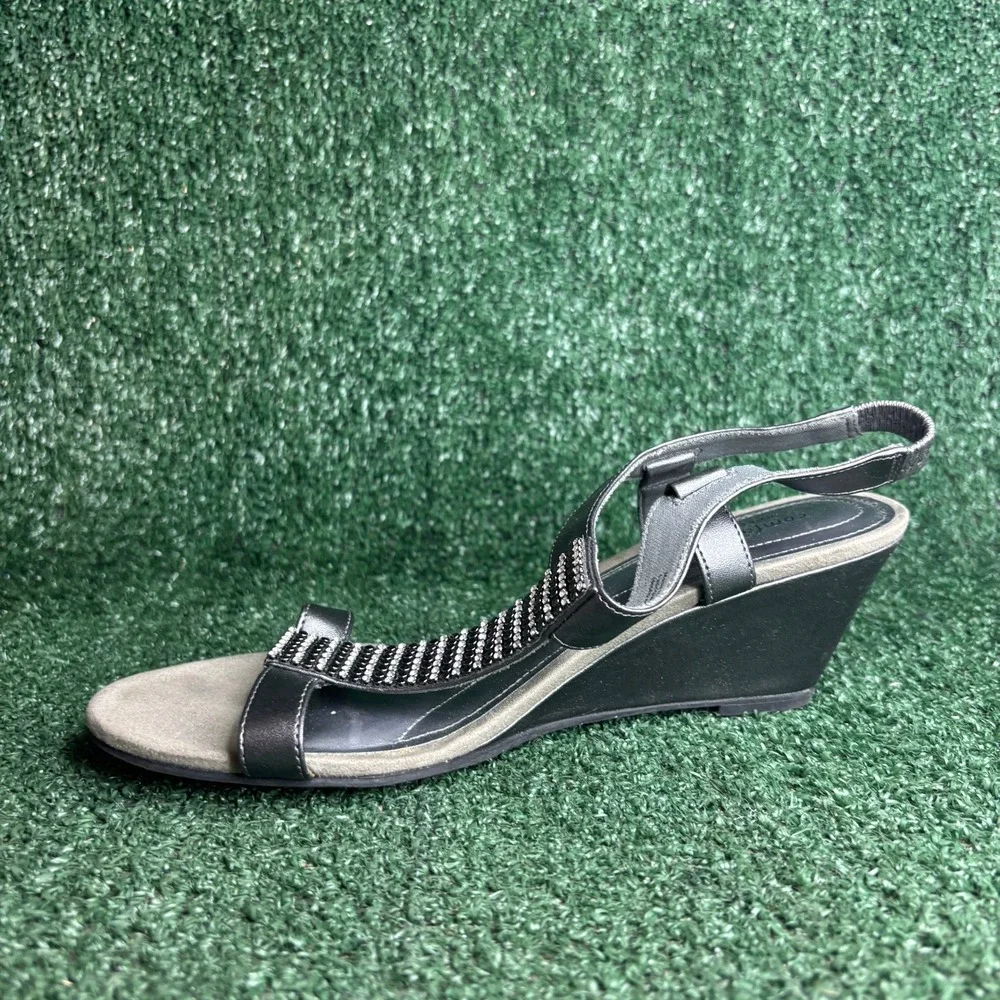 Comfort Plus Predictions Rhinestone‎ T-Strap Wedge Sandal Pewter Womens 9.5 Wide
